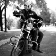 KhadijahVakily_2_Portrait_of_a_hijabi_biker_photo_by_Frank_Burelle