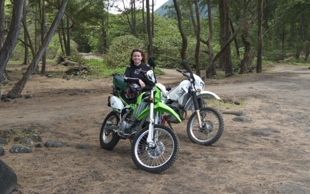 Women Who Ride: Rayne Hennen riding in Hawaii