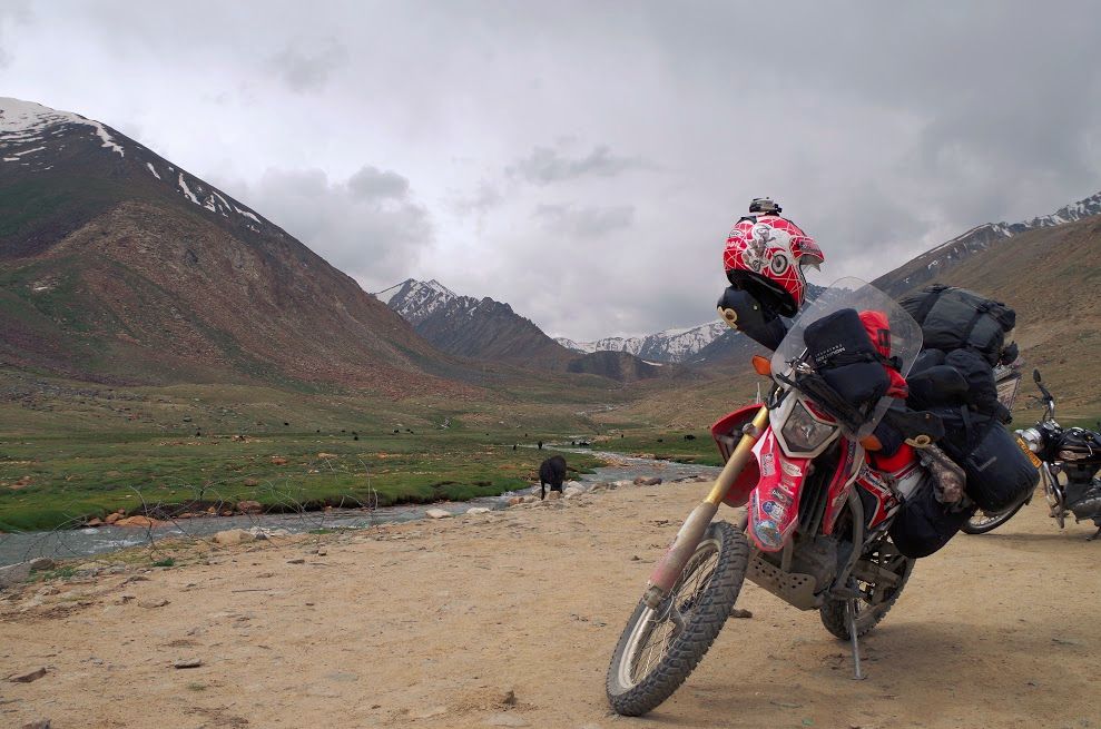 Steph Jeavons rides across the Himalayas
