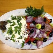 Violeta_Traditional BG Salad